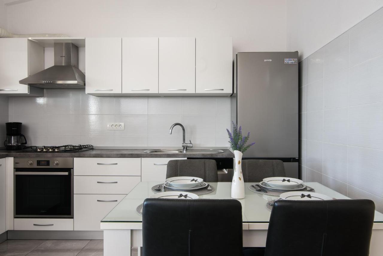 Apartment Kristina Trogir Extérieur photo